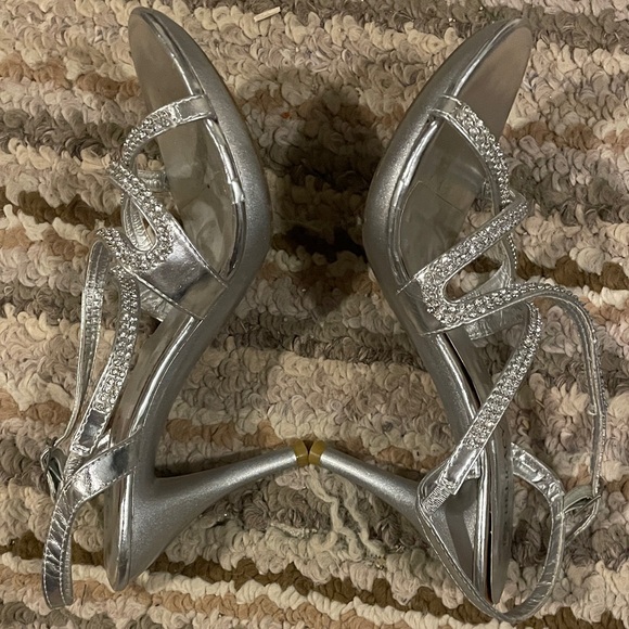 Delicacy Silver Rhinestone Heels - Picture 2 of 3